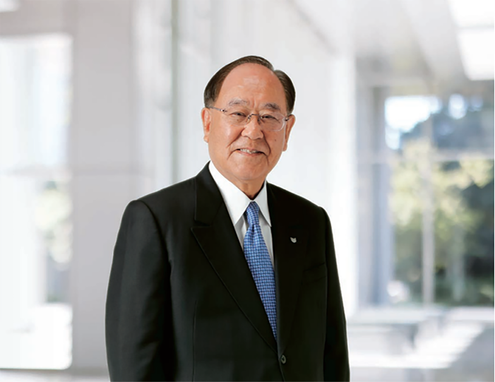 佳能股份有限公司董事会主席兼首席执行官 御手洗富士夫