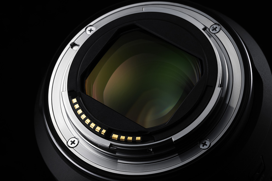 大口径全电子镜头卡口